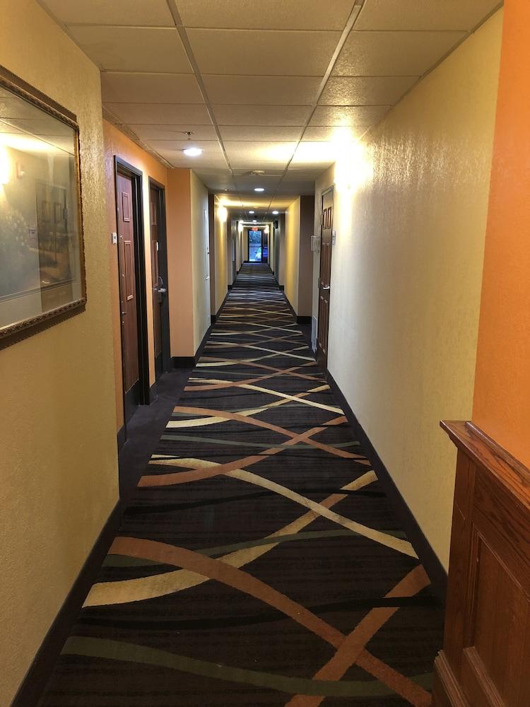 Quality Inn & Suites Muskogee Exterior foto